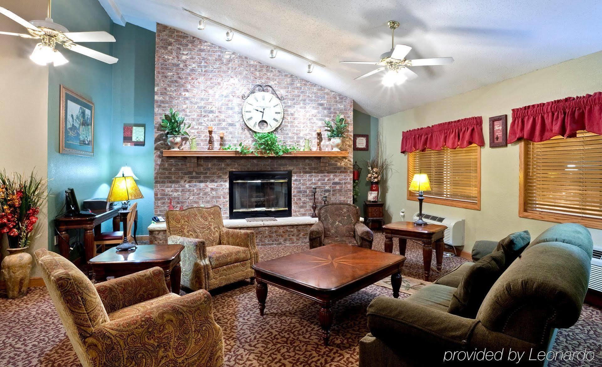 Rodeway Inn Hesston Екстер'єр фото
